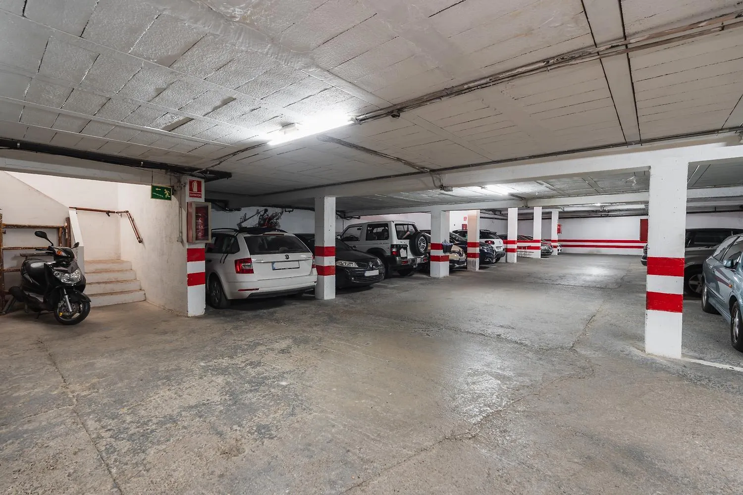 Carmenes De La Muralla - Free Parking غرناطة بيت للعطل